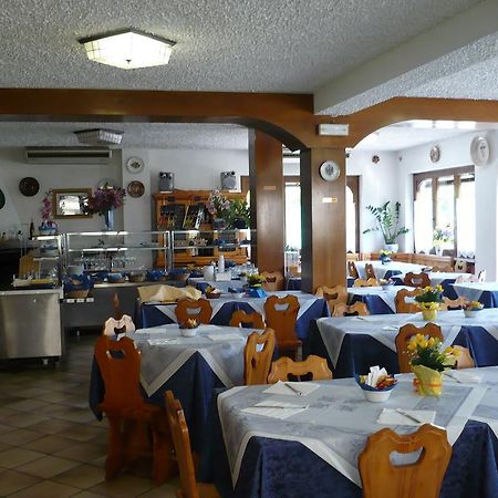 Albergo Mirella Belluno Zewnętrze zdjęcie