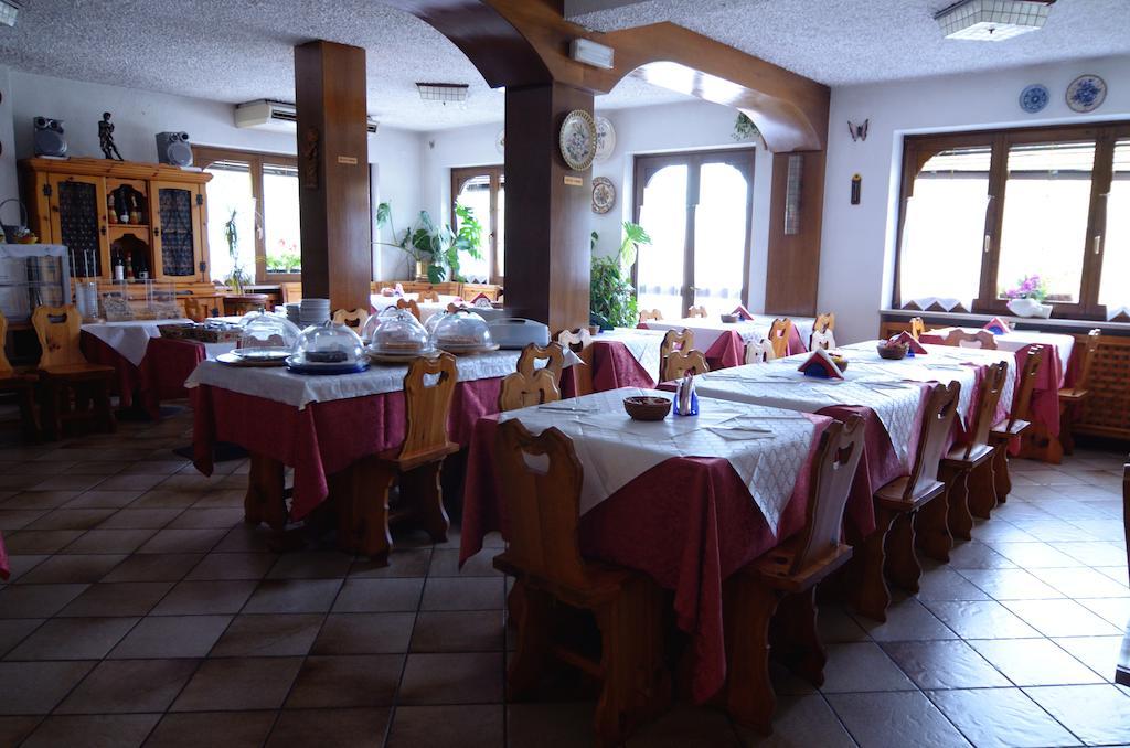 Albergo Mirella Belluno Zewnętrze zdjęcie